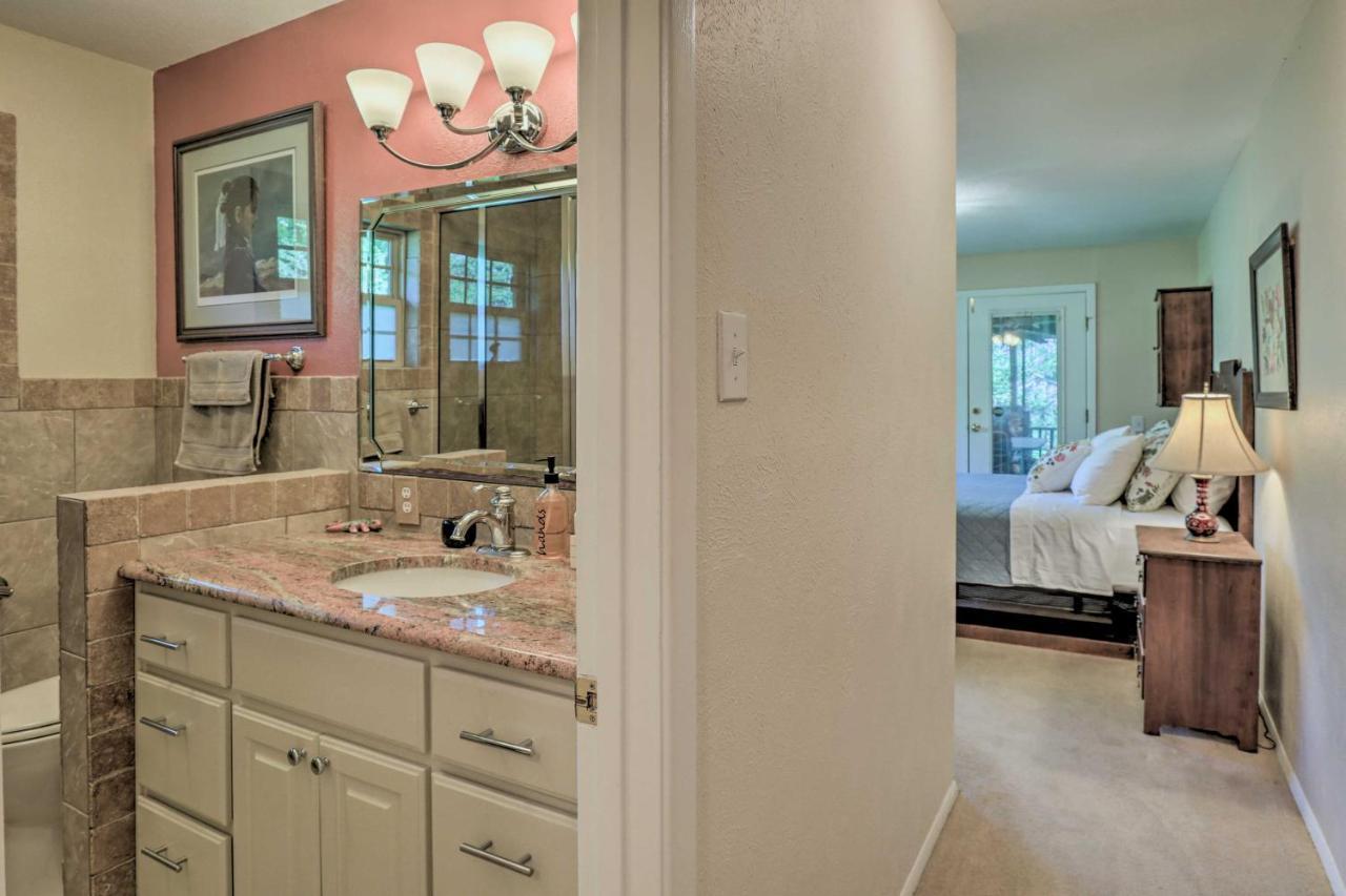 Granbury Lakefront Escape With Boat Dock And Slip! Exterior foto